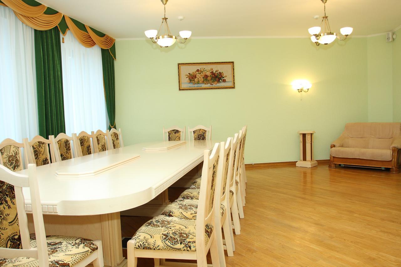 Slavinasport Hotel Zhlobin Luaran gambar